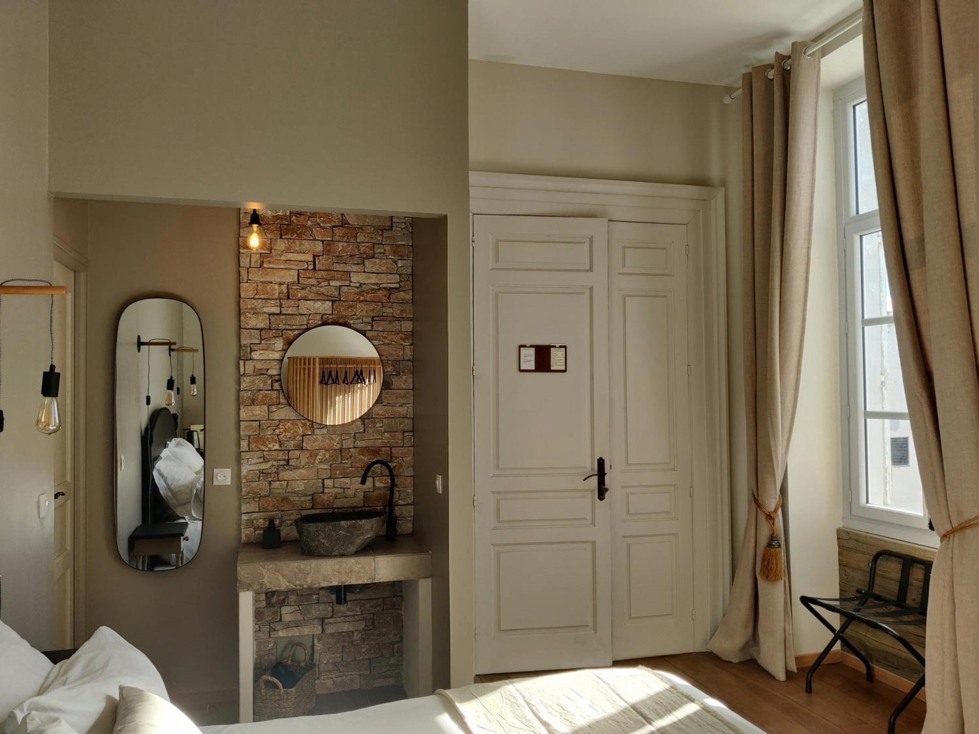 Chambres D'Hotes - Bed And Breakfast Les Palmiers Mèze الغرفة الصورة
