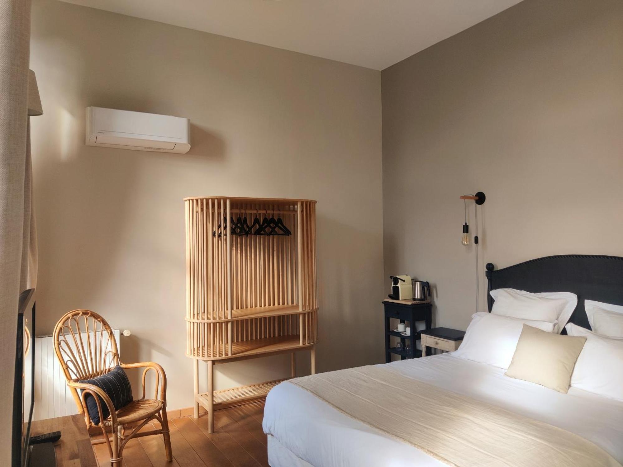 Chambres D'Hotes - Bed And Breakfast Les Palmiers Mèze المظهر الخارجي الصورة