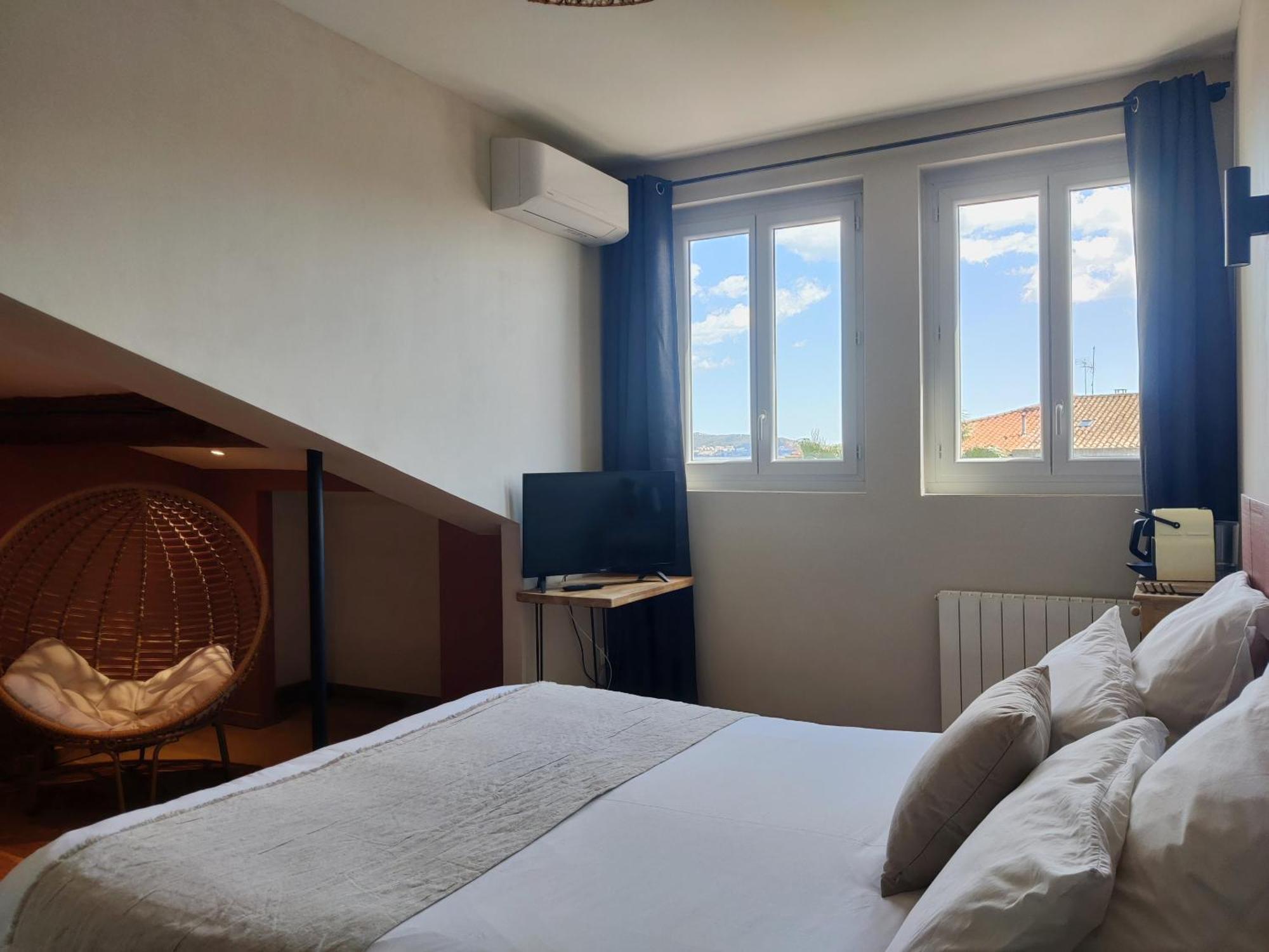 Chambres D'Hotes - Bed And Breakfast Les Palmiers Mèze الغرفة الصورة