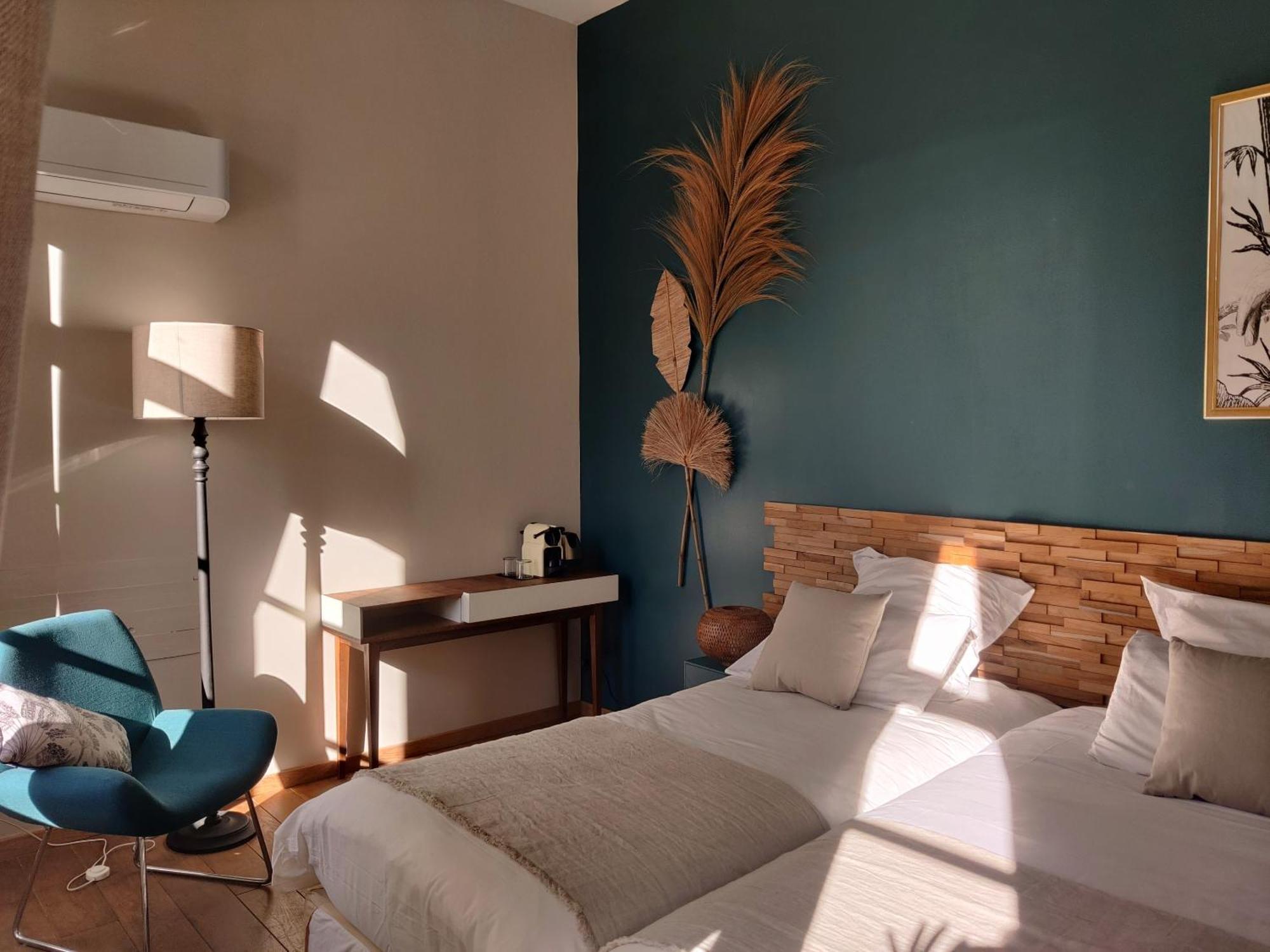 Chambres D'Hotes - Bed And Breakfast Les Palmiers Mèze الغرفة الصورة