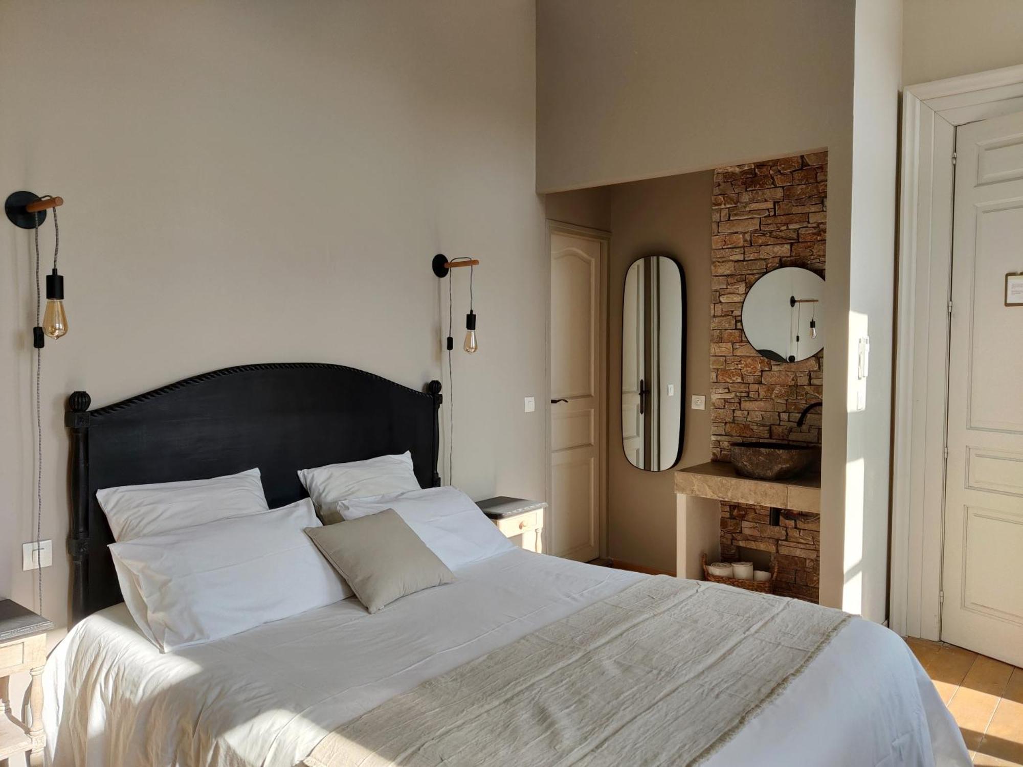 Chambres D'Hotes - Bed And Breakfast Les Palmiers Mèze الغرفة الصورة